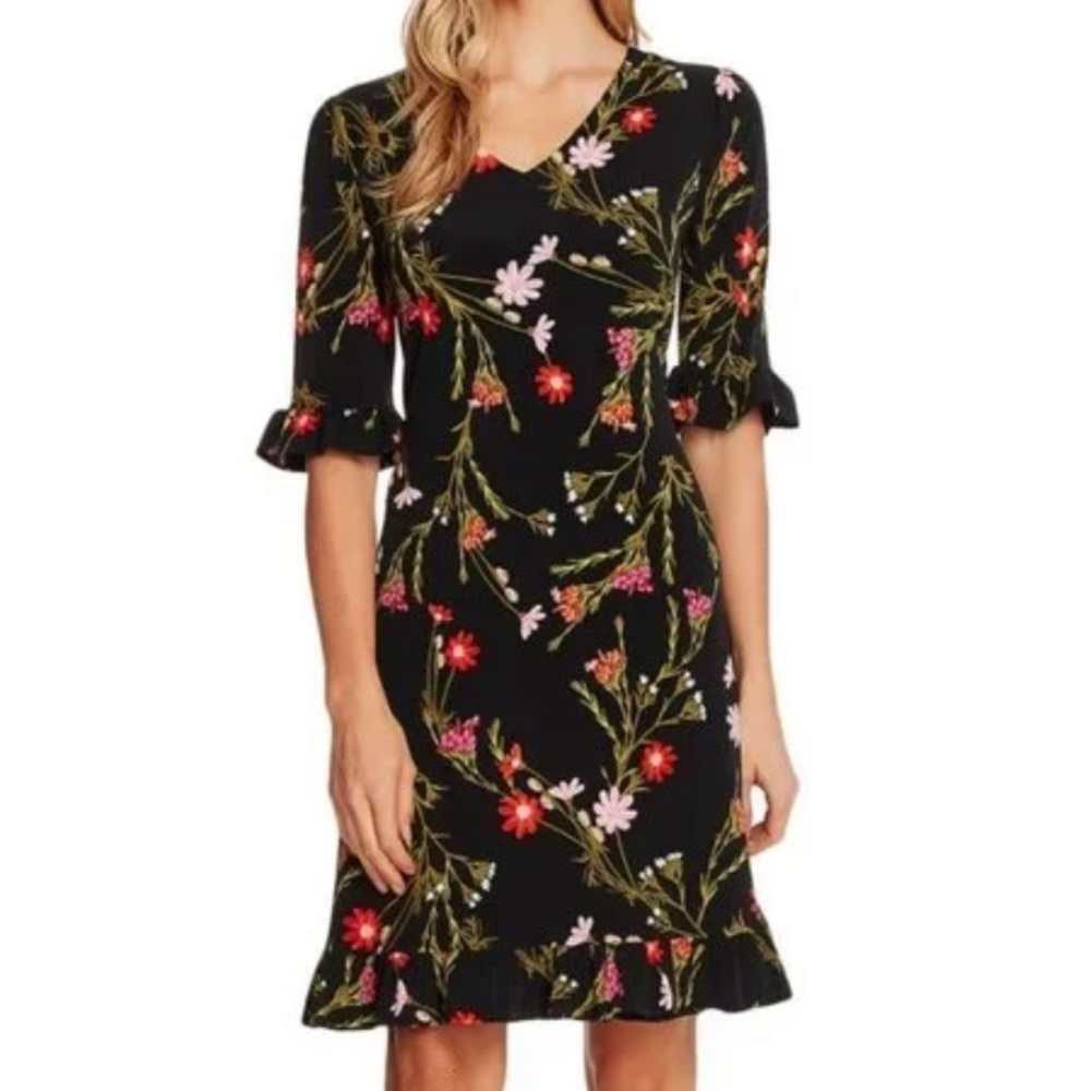 Cece Enchanted Wildflower dress with ruffled double layer hem size Medium